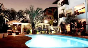 Casa Flora Garden & Pool - Image 3