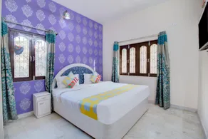 OYO Home 40395 Relaxing Stay - Image 3
