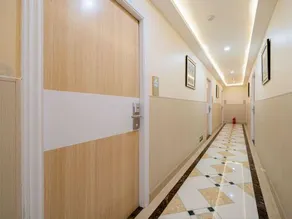 Shanghai Yizhong Hotel - Image 2