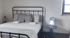 HILL's ROOM - Image 2