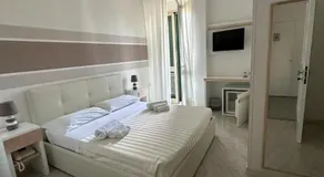 Porto Cesareo Hotel - Image 2