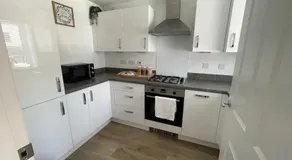 Barry Waterfront Stays - ENTIRE 3 BED PROPERTY - Image 5