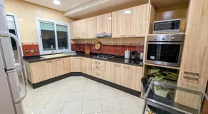 Cozy apartment, 2 min walk to train station TGV, Netflix, IPTV, AC, Quiet - Image 4