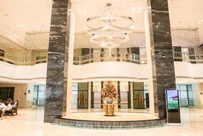 Yihe Grand Hotel - Image 5