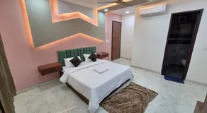 Hotel delight - Image 2