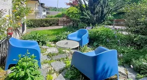 Ganzes Einfamilienhaus mit Garten & 2 Parkplätzen bei Zürich - Image 4
