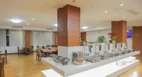 Xin Jue Jiayi Hotel Airport and International Resort - Image 3