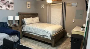 Just Like Being at Home- Newly Renovated Unit - Image 4