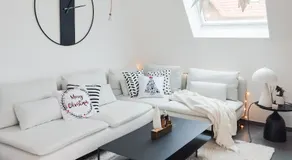 Cocoon Bed and Breakfast - Image 2