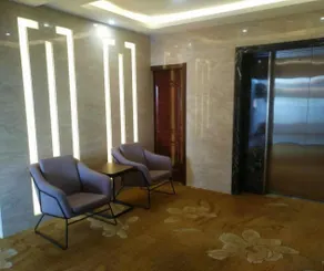 Yingshanhong Business Hotel - Image 5