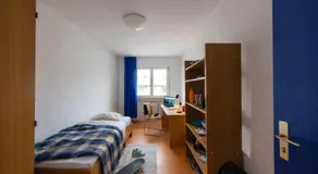 Private Room in a shared space - 5 min to Hbf - Image 2