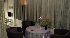 Sam's Place - Image 3