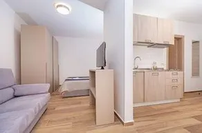 Aquarius Apartments by DuHomes - Image 3