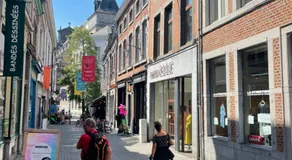 Le 25, Duplex élégant au cœur du piétonnier historique - Image 5