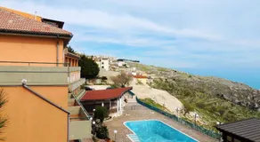 B&B Angela - Image 4