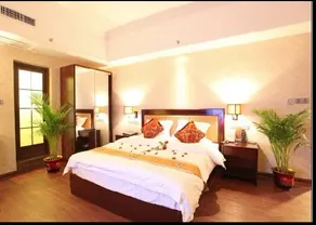 Donghu Grand Hotel - Image 2