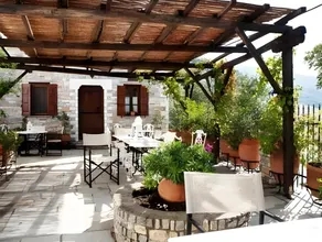 Archontiko Repana - Makrinitsa Stone Retreat - Image 4