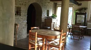 Stone farmhouse in Moie - Image 3