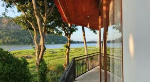 Lakeside Echo Homestay - Image 4