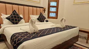Club Royale - Image 2