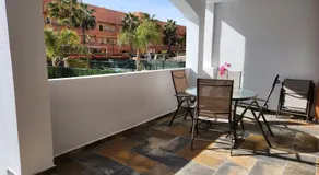 BAJO en PRIMERA LÍNEA de VERA-PLAYA con piscina privada! - Image 4