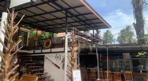 Hostel Beach Pirates Terrace - Image 5