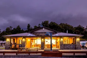 Fox Glacier TOP 10 Holiday Park & Motels - Image 2