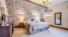 4 Bed in Alcester oc-s30997 - Image 2