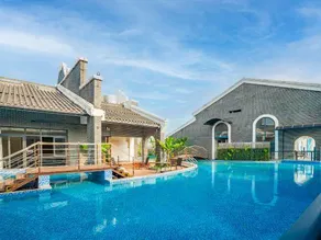 Nirvana Hotel & Resort - Image 4