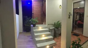 Lasindu Guest - Image 4