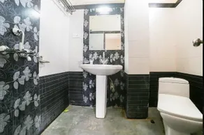 Janpath Resort - Image 2