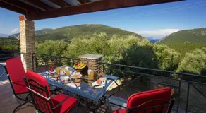 Pilikas Luxury Villas - Image 5