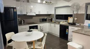 Holiday Home in Bonnie Doon - Image 4