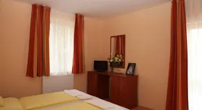 Stan és Panzió - Image 2