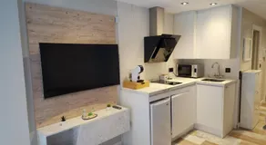 Premium Studio Minerva 103 con Piscina y Parque Acuático - Image 3