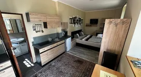 Haus Semper - Image 3