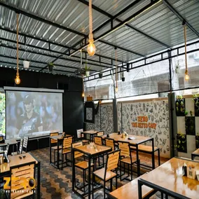 BACPAC MONKEY COLIVING - Image 3