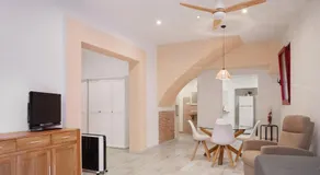 Apartamento Loft en el centro de Peralada - Image 2