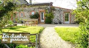 Terre et Eau Les chambres d'hotes B&B Sèvremont - Image 2
