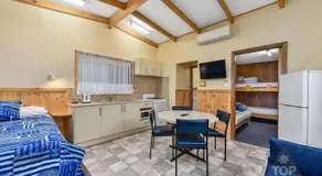 Millicent Hillview Caravan Park - Image 2