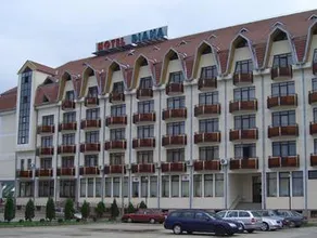 Hotel Diana - Image 1
