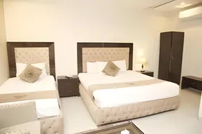 Park View Hotel Gulberg - Image 5