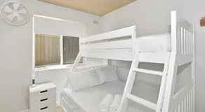 Waterviews on Marine Apartment 1 - Image 5