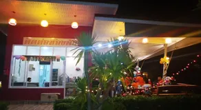Thipburee Riverside Hotel - Image 3
