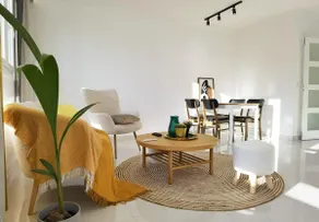 Modern 2-Bed Apt 80m2 with Elevator FREE Parking N19-25 - Image 2