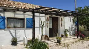Sweet Old House - Image 4