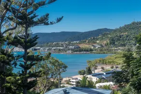 Great Escape - Cannonvale - Image 4