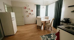 Stone House - Image 3