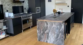 Au cœur de la Pinède de 1 à 4 personnes - Image 4