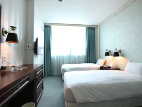 Central Tourist Hotel - Image 5